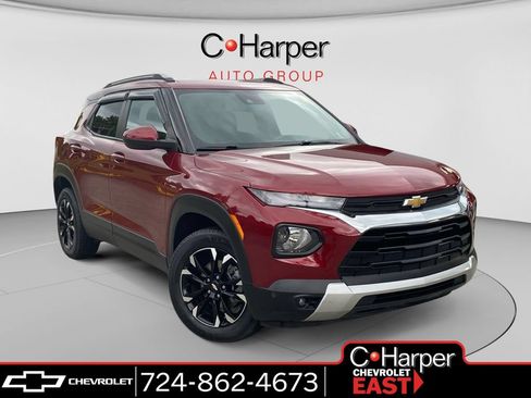 Used 2022 Chevrolet TrailBlazer LT w/ Convenience Package AWD/4WD image 1