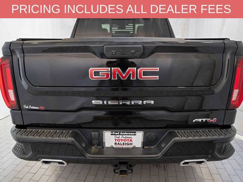 Used 2023 GMC Sierra 1500 AT4 w/ Technology Package AWD/4WD image 5