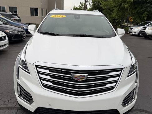 Used 2019 Cadillac XT5 Luxury AWD/4WD image 3
