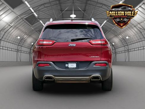 Used 2016 Jeep Cherokee Limited FWD image 4