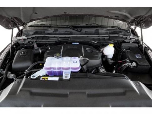 Used 2015 RAM 1500 Laramie w/ Convenience Group image 16