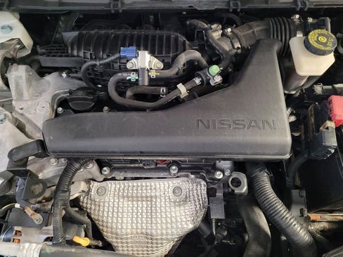 Used 2016 Nissan Rogue SV image 30