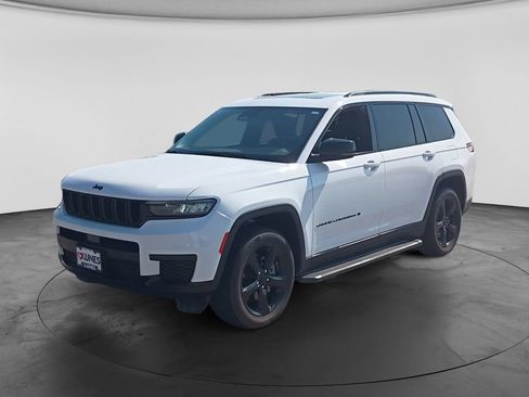 Used 2023 Jeep Grand Cherokee L Laredo AWD/4WD image 4
