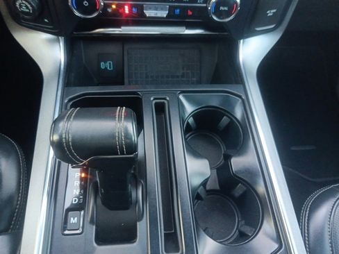 Certified 2022 Ford F150 Platinum image 44