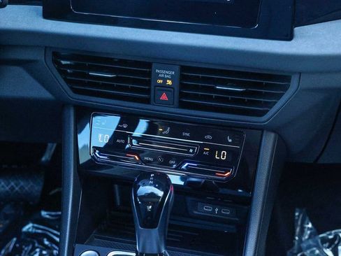 New 2026 Volkswagen Jetta SE image 21