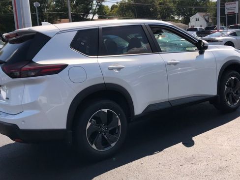 New 2026 Nissan Rogue SV w/ Cold Weather Package image 8