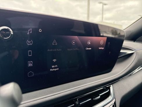 Used 2025 Buick Envista Sport Touring w/ Experience Buick Package image 16