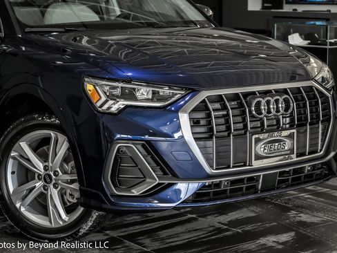 Used 2023 Audi Q3 2.0T Premium Plus image 2