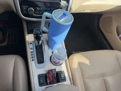 Used 2018 Nissan Altima 3.5 SL image 13