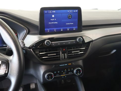 Used 2025 Ford Escape Active AWD/4WD image 5