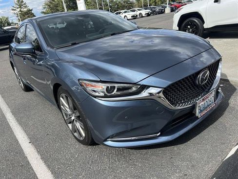 Used 2018 MAZDA MAZDA6 Signature FWD image 2