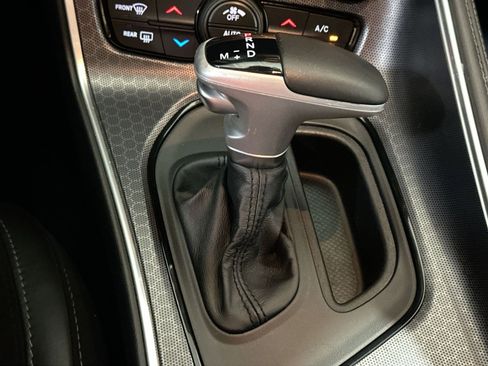 Used 2016 Dodge Challenger R/T Scat Pack w/ Leather Interior Group image 30