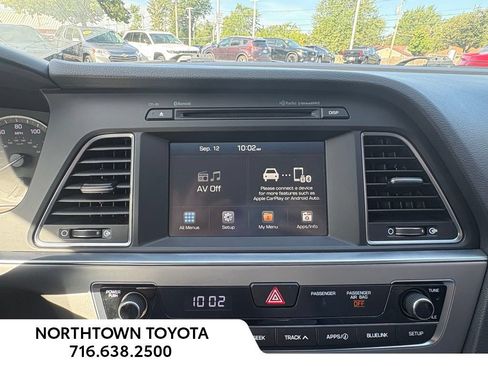 Used 2017 Hyundai Sonata SE FWD image 5