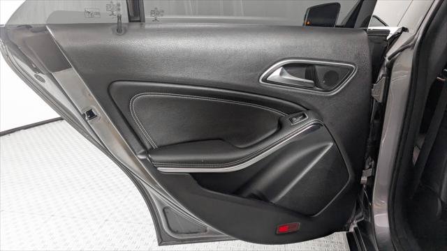 Used 2019 Mercedes-Benz CLA 250 4MATIC image 17