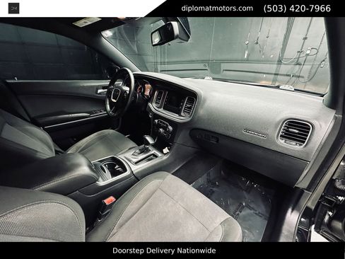 Used 2015 Dodge Charger SE w/ Popular Equipment Group RWD image 19