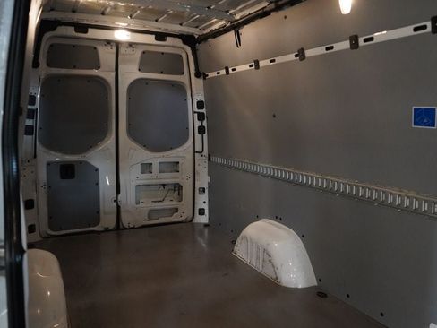 Used 2023 Mercedes-Benz Sprinter 2500 image 19