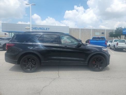 Used 2022 Ford Explorer ST w/ Equipment Group 401A AWD/4WD image 6