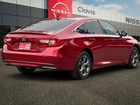 Used 2018 Honda Accord LX image 3