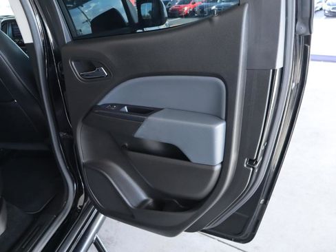 Used 2015 Chevrolet Colorado Z71 image 30