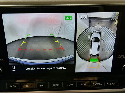 Used 2023 Nissan Rogue SL w/ SL Premium Package image 23