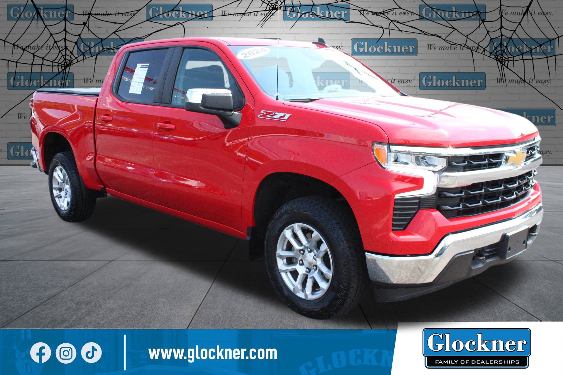 Used 2024 Chevrolet Silverado 1500 LT AWD/4WD image 3