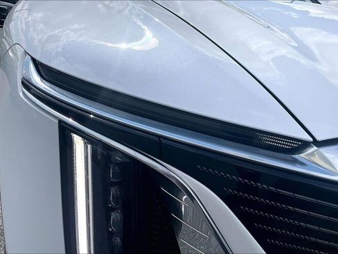 Certified 2025 Cadillac Lyriq Luxury w/ LPO, Floor Liner Package image 32