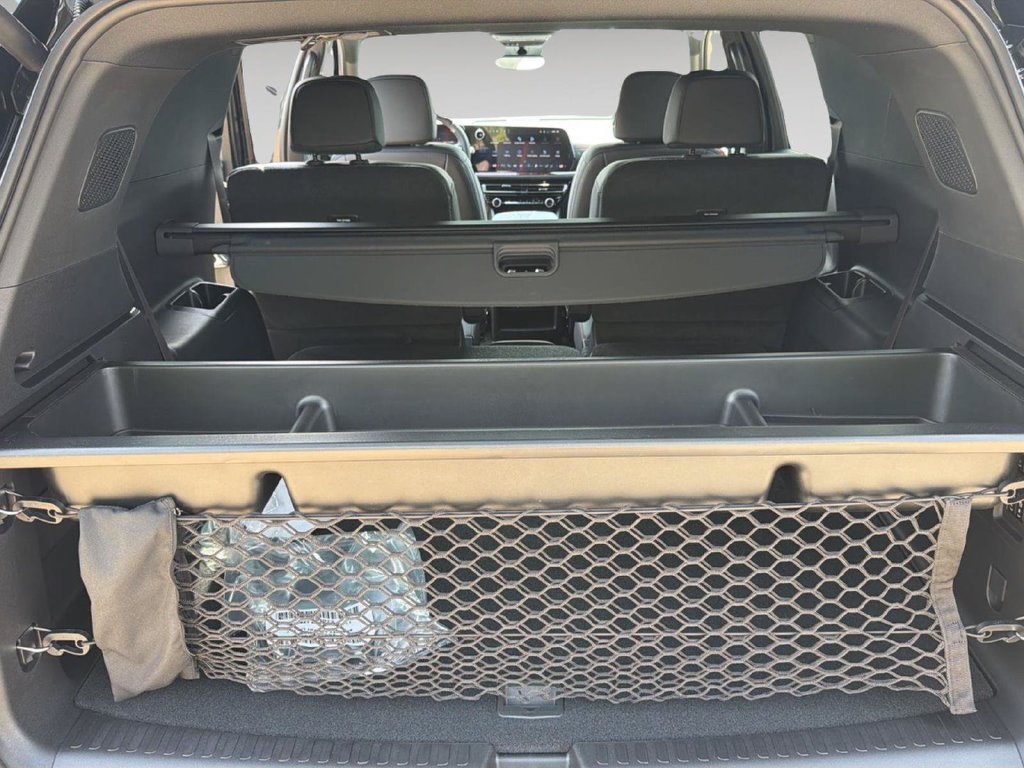 New 2026 Chevrolet Traverse RS w/ LPO, Cargo Package FWD image 13