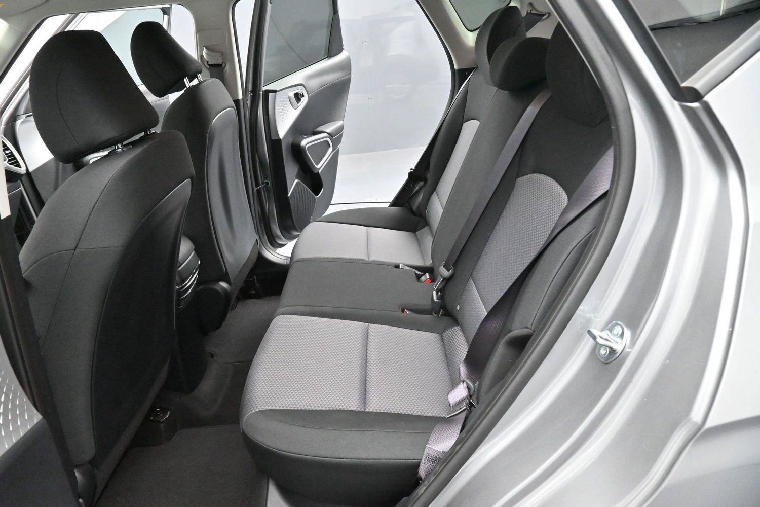 Used 2025 Kia Soul LX FWD image 25