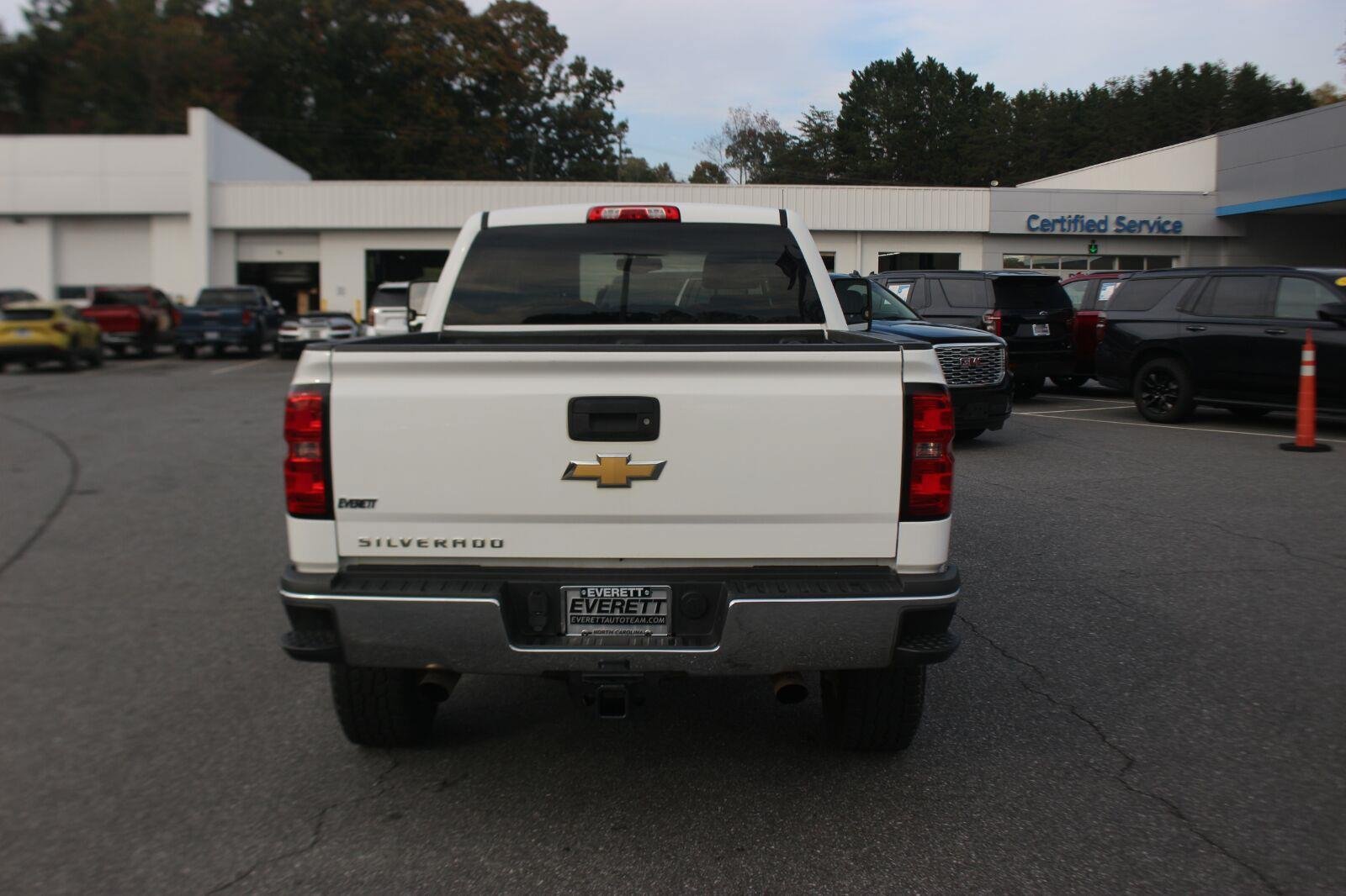 Used 2016 Chevrolet Silverado 2500 W/T w/ WT Convenience Package AWD/4WD image 8