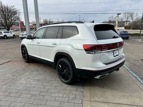 New 2026 Volkswagen Atlas SE image 5