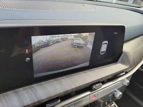 Used 2025 Kia Telluride EX image 21