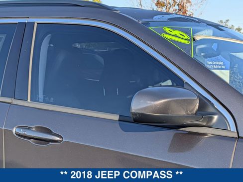 Used 2018 Jeep Compass Latitude w/ Popular Equipment Group image 10