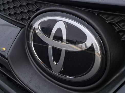 New 2026 Toyota Corolla LE image 9