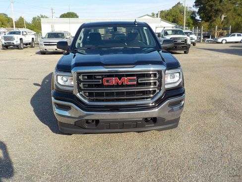 Used 2016 GMC Sierra 1500 SLE w/ Suspension Package, Off-Road image 9