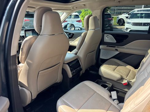 Certified 2022 Lincoln Aviator Reserve w/ Equipment Group 201A AWD/4WD image 27