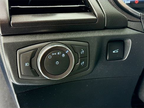 Used 2020 Ford Fusion Energi Titanium image 13