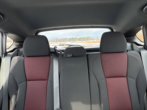 Used 2023 Subaru Impreza 2.0i Sport image 24