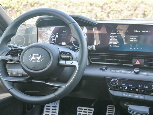 New 2026 Hyundai Elantra Sport image 18