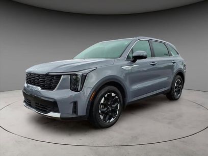 Used 2025 Kia Sorento S