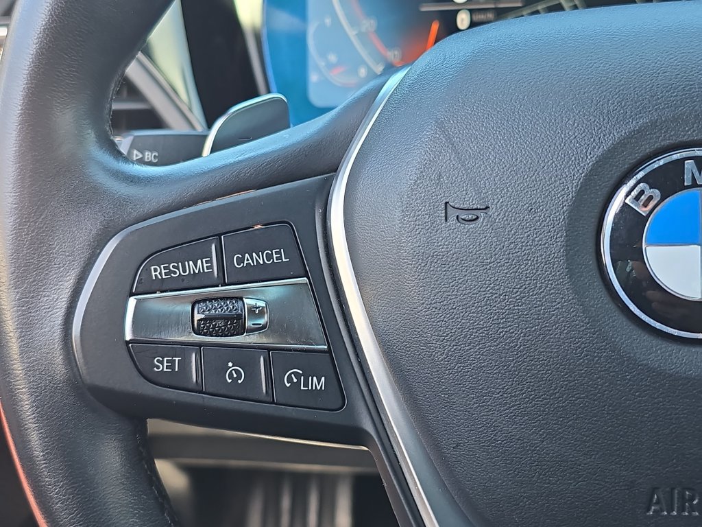 Used 2022 BMW 330i Sedan w/ Premium Package 2 RWD image 19