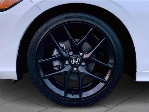 Certified 2024 Honda Civic Sport image 11