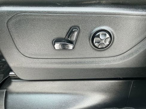 Used 2020 RAM 1500 Big Horn image 24