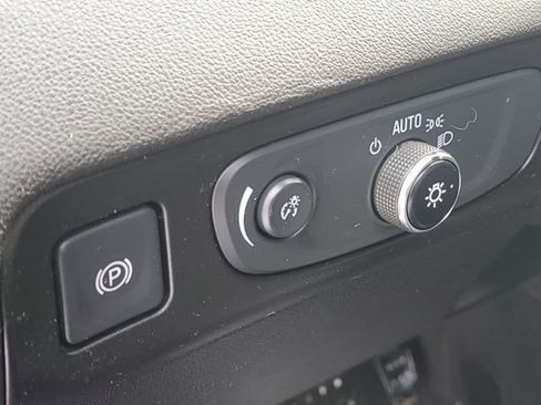 Used 2020 Buick Enclave Preferred w/ LPO, Floor Liner Package image 10