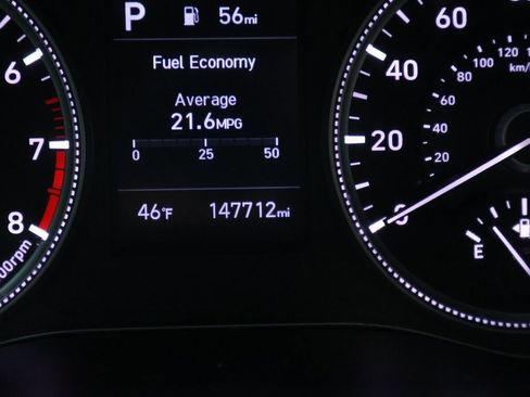 Used 2020 Hyundai Santa Fe SE image 30