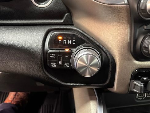 Used 2020 RAM 1500 Laramie AWD/4WD image 25