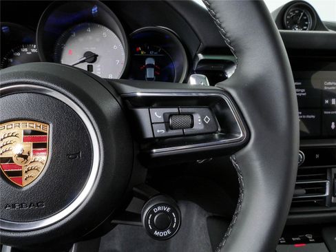 New 2026 Porsche Macan Electric AWD/4WD image 11