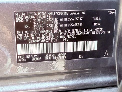 Used 2025 Toyota RAV4 XLE FWD image 30