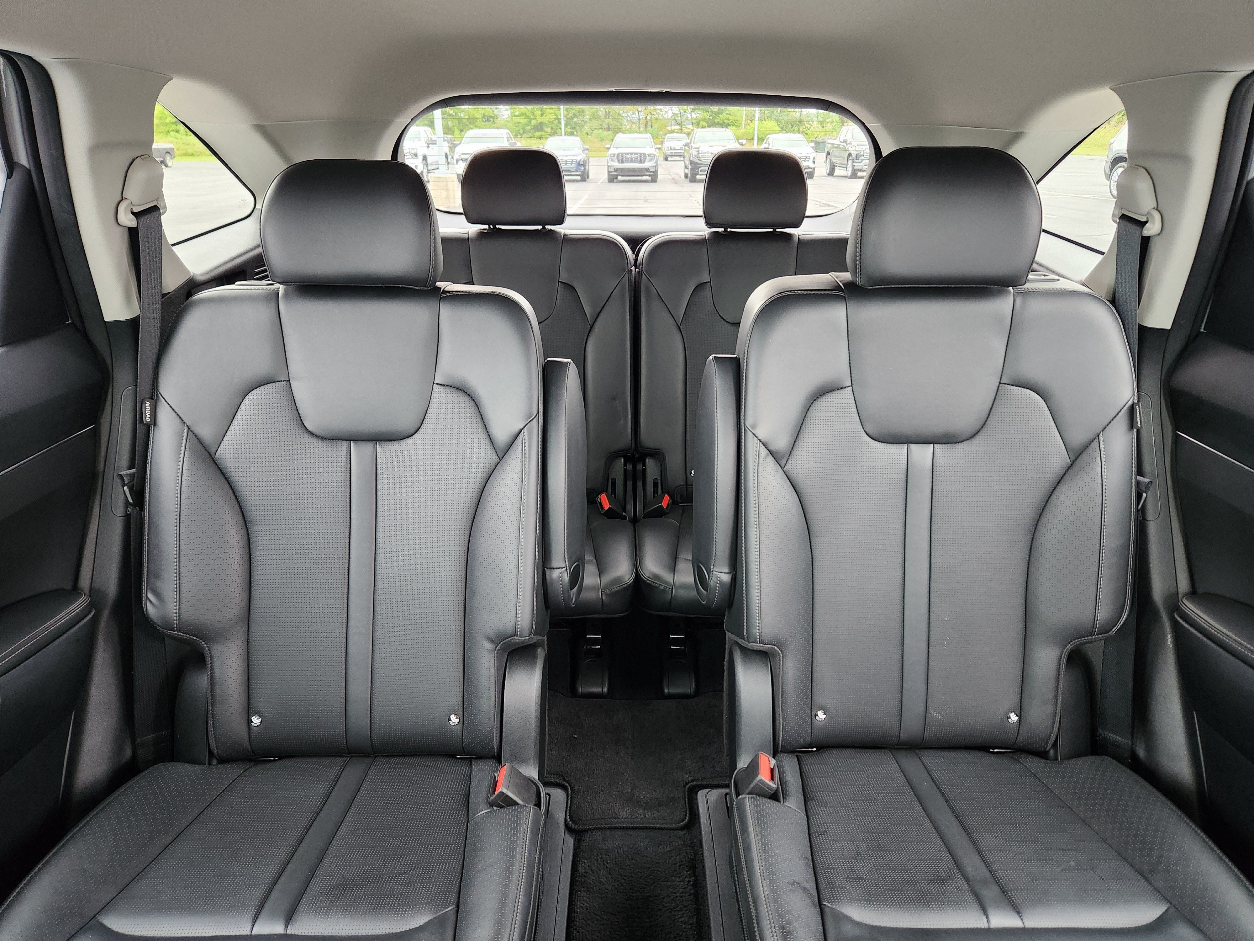 Used 2025 Kia Sorento EX FWD image 11