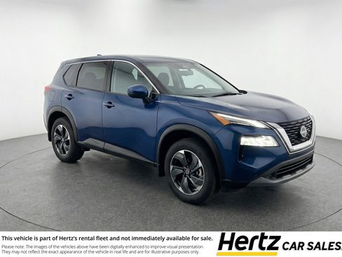 Used 2025 Nissan Rogue SV image 1