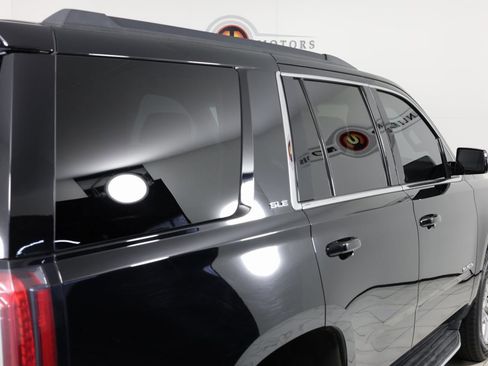 Used 2018 GMC Yukon SLE w/ SLE Value Package image 40